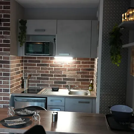 Industrial Loft - نانسي